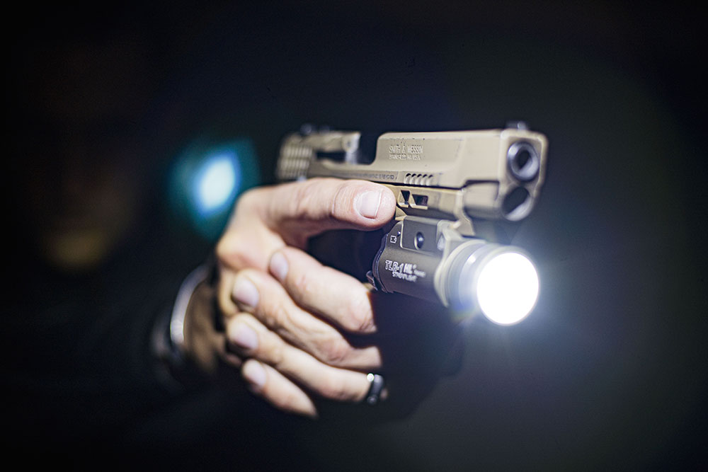 Low-Light-Handgun-1